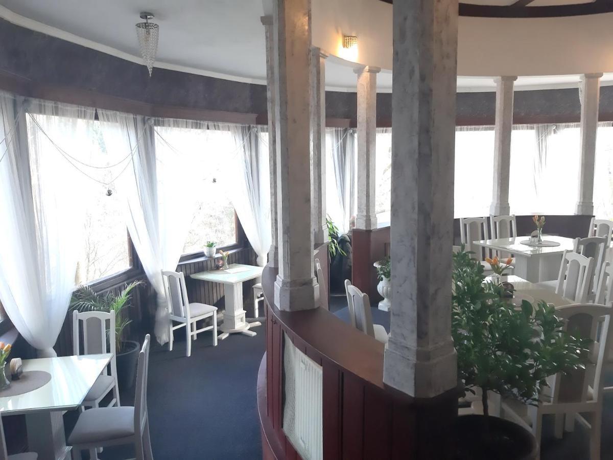 Penzion A Restaurace Belveder Romantico, Mini-Zoo, Free Parking Jáchymov Exterior foto